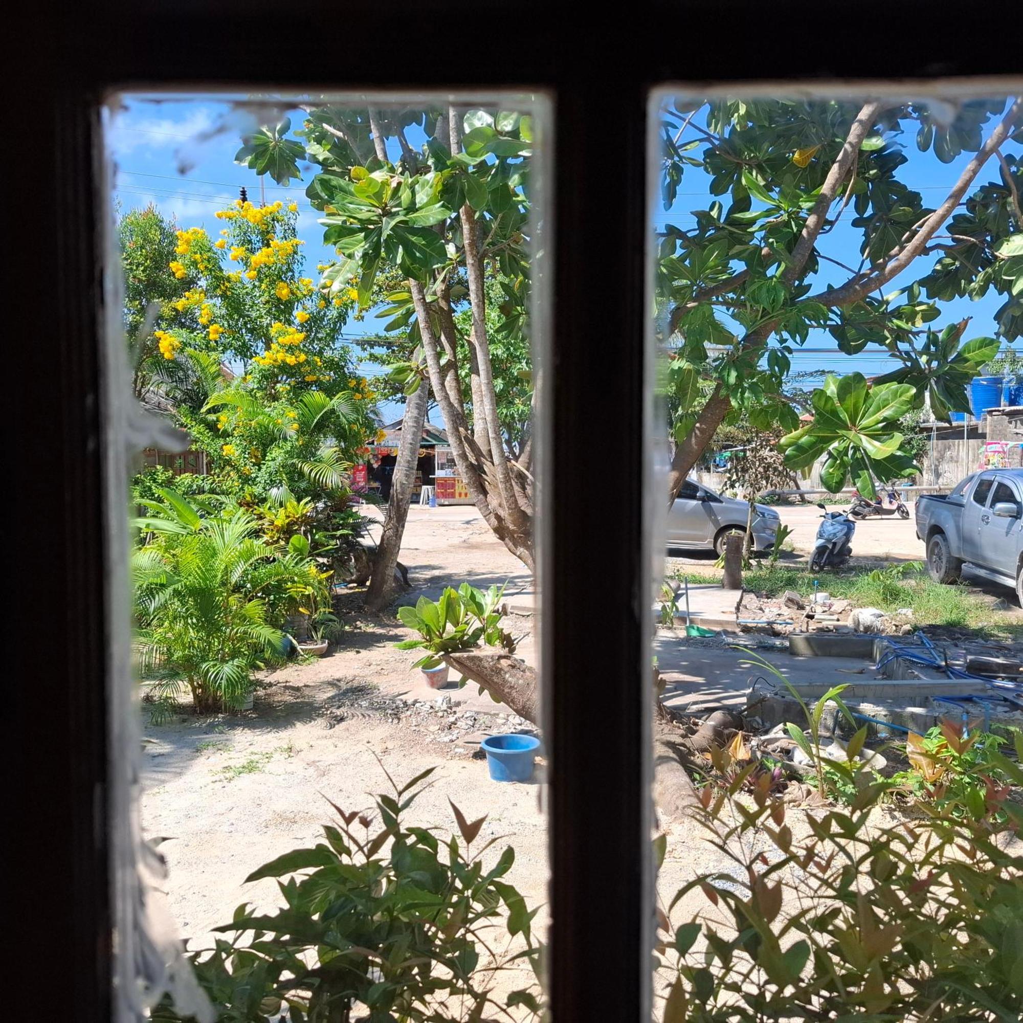 Lanta Valom Buri Villa Ko Lanta Exteriör bild