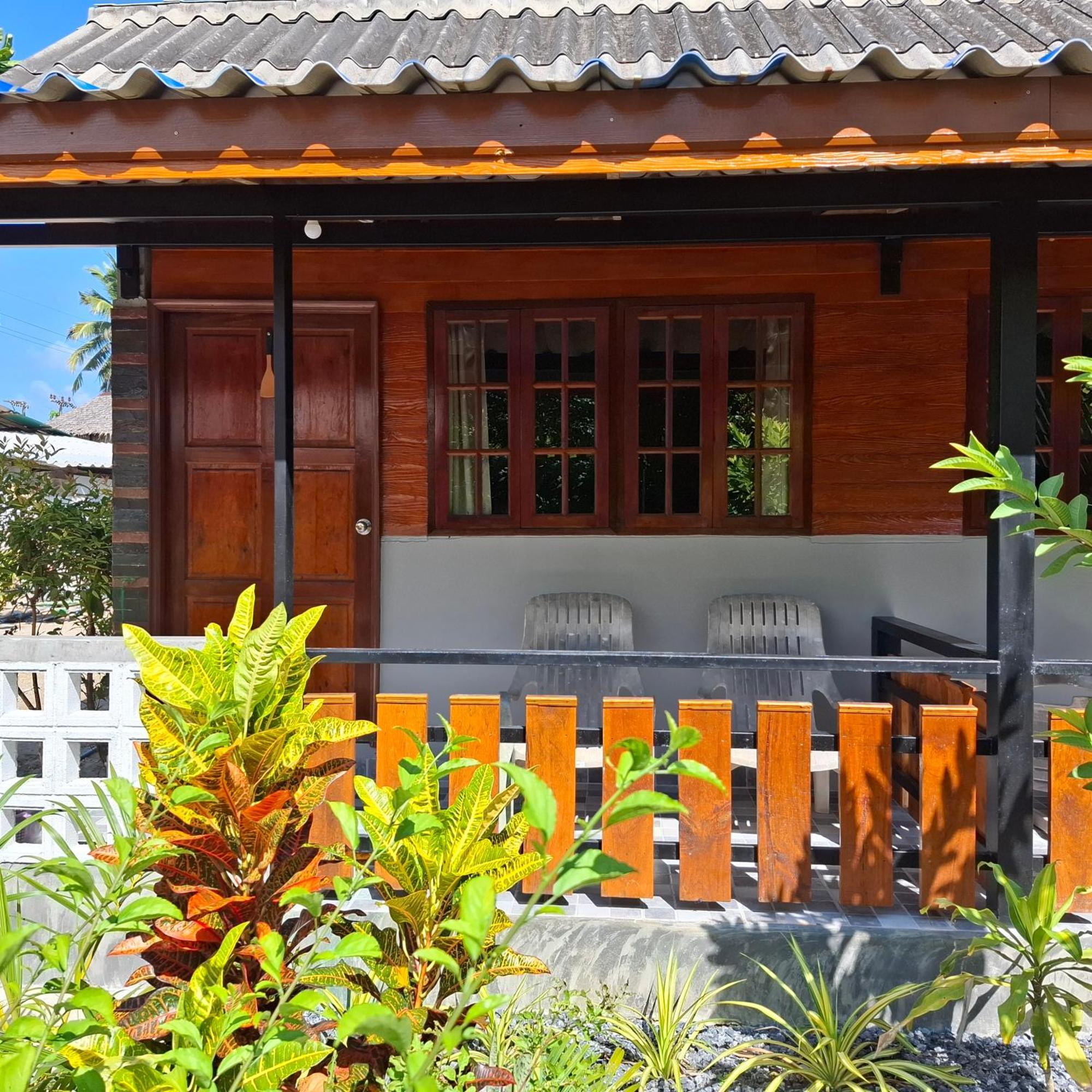 Lanta Valom Buri Villa Ko Lanta Exteriör bild
